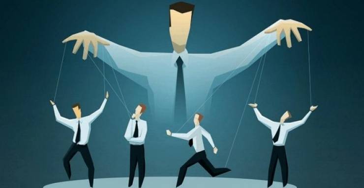 انتبه.. علامات تثبت أنَّ من أمامك يمارس فن التلاعب النفسي عليك