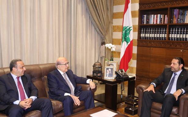 تابع المستجدات مع خليل والتقى الحوت وطربيه وفتوح

الحريري عرض وبعثة التمويل في العراق إمكانيّة

مُشاركة المستثمرين اللبنانيين في إعادة الإعمار