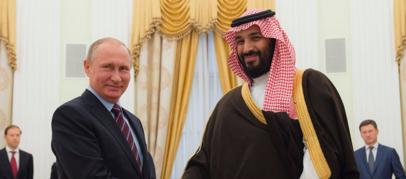 أكبر اكتشاف مخابراتي لأميركا: المخابرات الأميركية اكتشفت علاقة محمد بن سلمان مع بوتين 
ووعد بوتين بانتصار سعودي في اليمن مقابل حلف روسي – سعودي على حساب اميركا