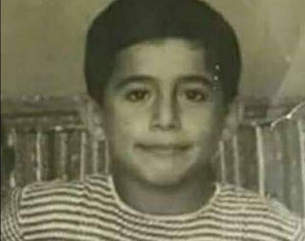 خمنوا من هو هذا الطفل الذي اصبح نجماً عربياً