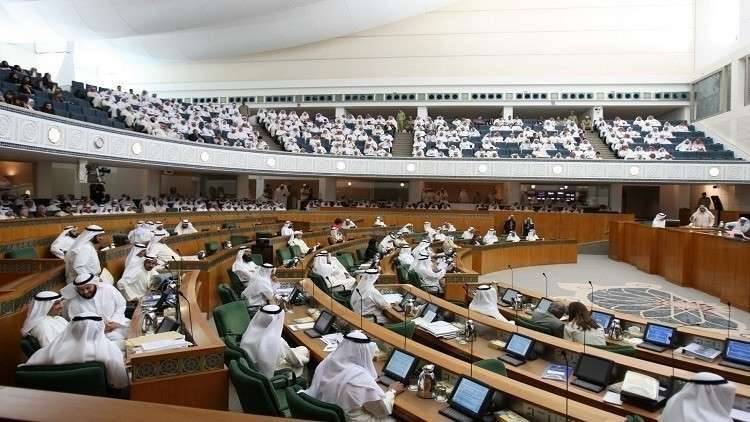 نائب كويتي يوضح سبب اختصار ولي العهد السعودي زيارته إلى الكويت