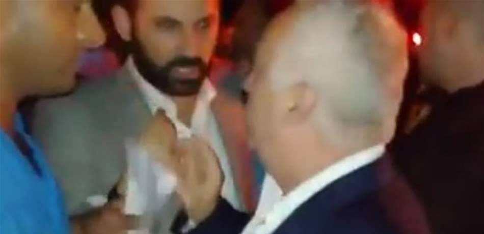 اشكال الفرزل يتفاعل.. مواكب 