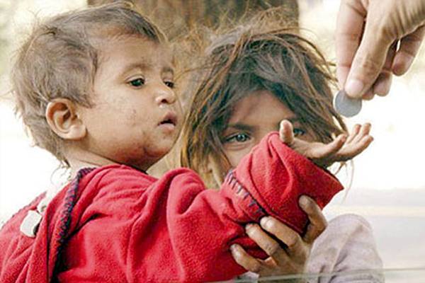 "لله يا محسنين" التسول في لبنان بين البقاء على قيد الحياة وبين استغلالها كمهنة.. فمن المسؤول؟