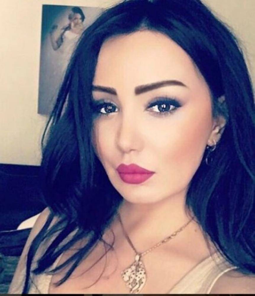 سبب وفاة دينا هارون.. وتشييعها في مسقط رأسها