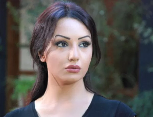 بالفيديو.. لحظة نقل جثمان دينا هارون  وتشييعها الى مثواها الأخير