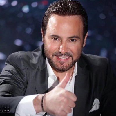 بالصور..عاصي الحلاني يشرح معنى السعادة!!
