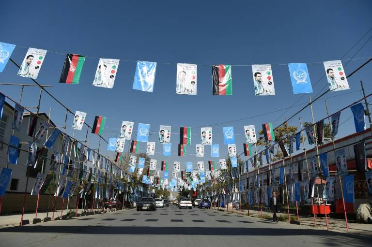 انفجار خلال تجمع انتخابي في أفغانستان يوقع 12 قتيلا على الأقل (مسؤولون)
