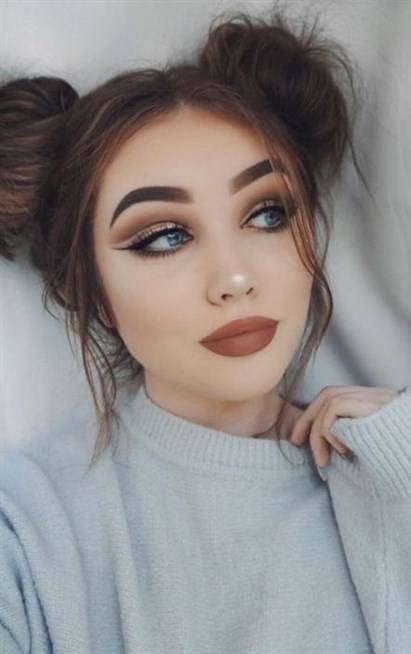 إليك أجمل المكياجات المستوحاة من فصل الخريف!