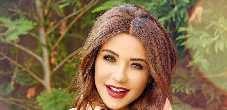 ماغي بو غصن تتحدى في 