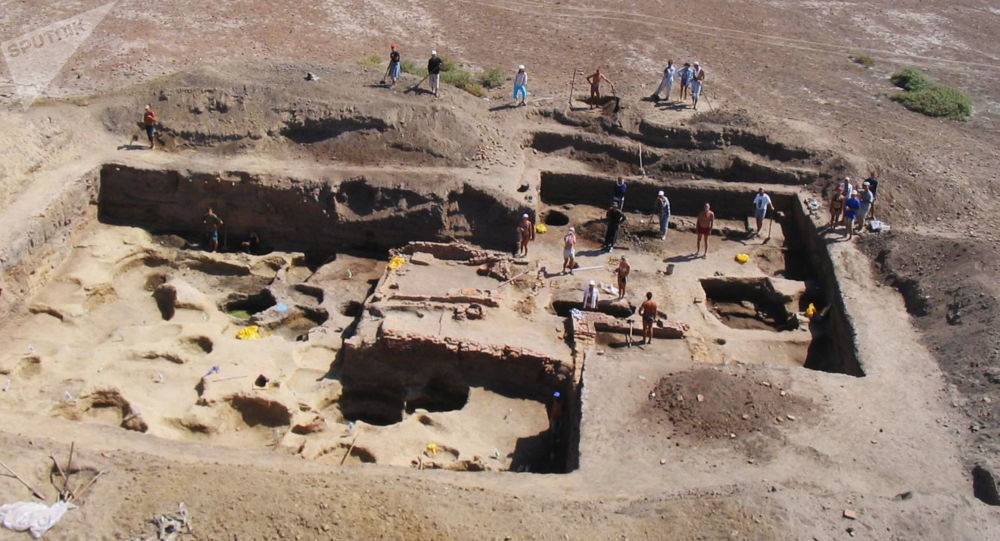 العثور على جثة طفل "مصاص دماء" في إيطاليا