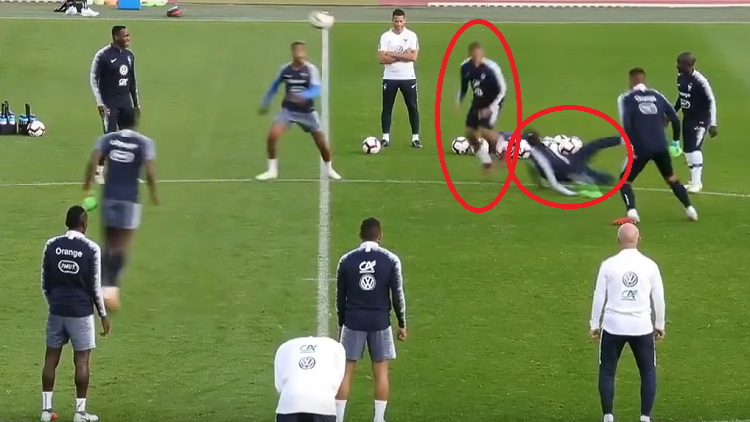 شاهد.. مبابي يهين ديمبلي في تدريبات المنتخب الفرنسي