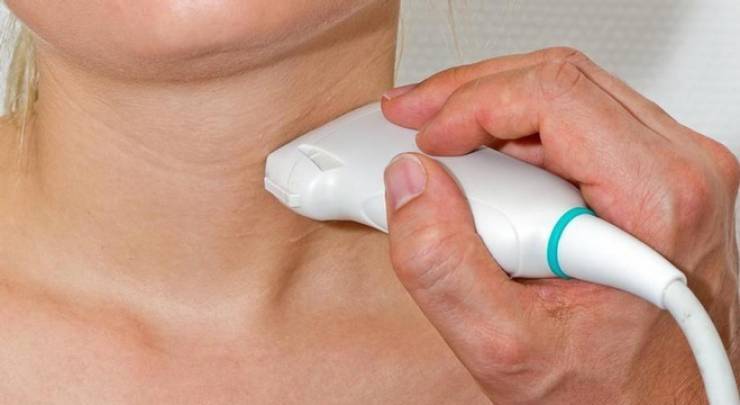 مشاكل الغدة الدرقية: الأعراض والأسباب والعلاج