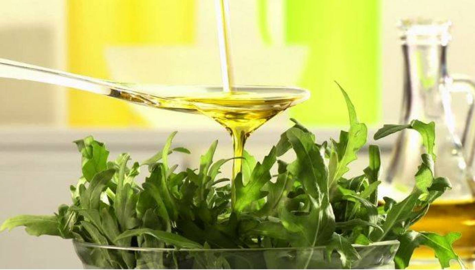 زيت الخس.. فوائد سحرية في الجمال والقوة والصحة