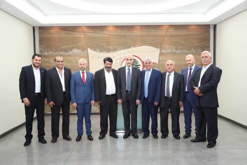 جعجع التقى وفد اتحاد النقابات الزراعية