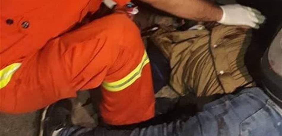 جريح بحادث سيرٍ على طريق الضنية - طرابلس (صورة)