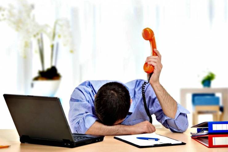 ضغوط العمل أكثر فتكا بالرجال من النساء!