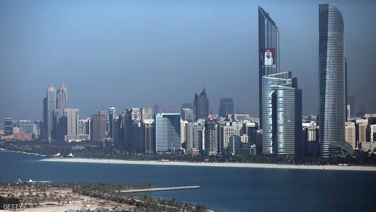 الإمارات الأولى عربيا و27 عالميا في تقرير "دافوس"