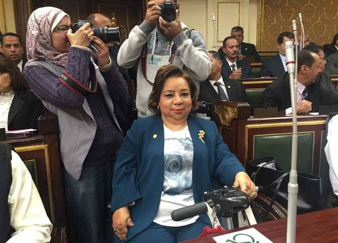 عضو البرلمان المصري الدكتورة هبة هجرس: قهرت الإعاقة وحققت إنجازات عملية وشخصية