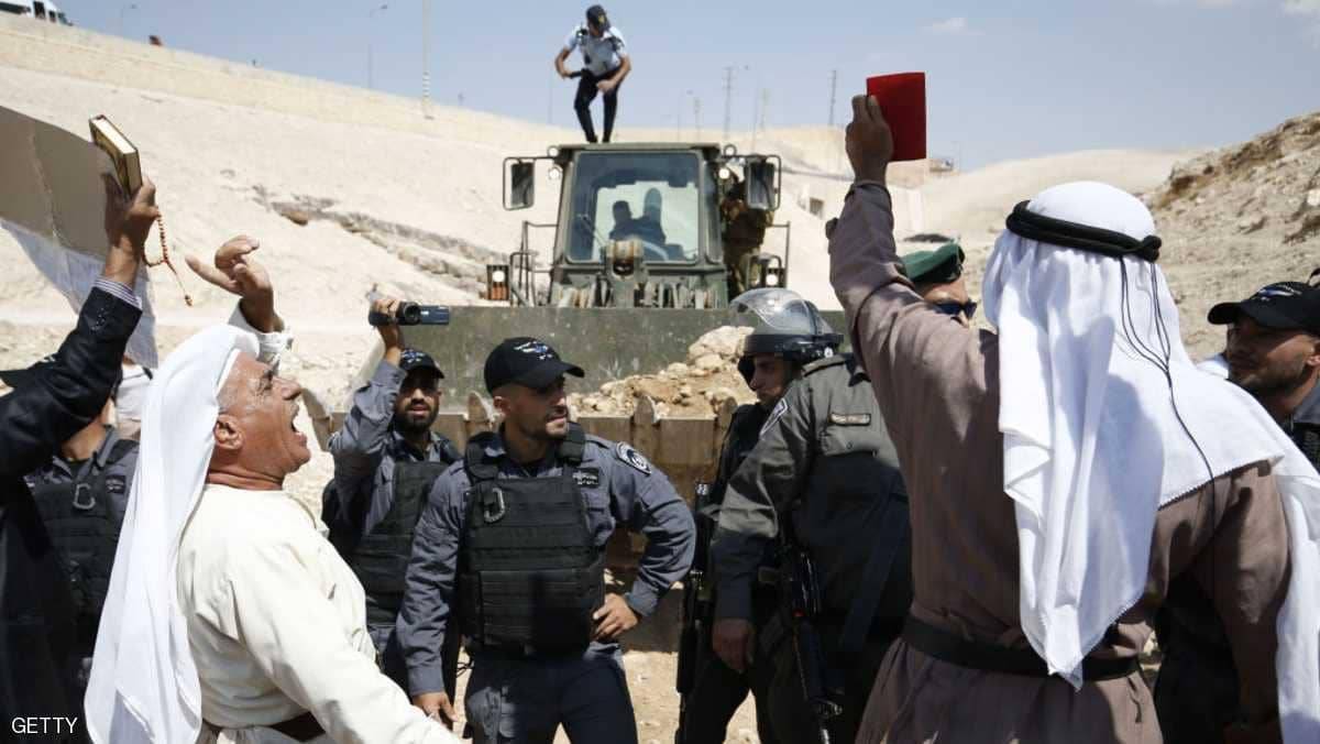 إسرائيل لن تهدم "خان الأحمر".. حتى إشعار آخر