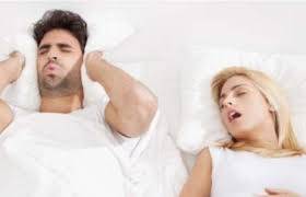 من يشخر أكثر  الرجل أو المرأة.. ؟