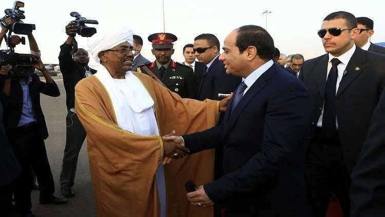 توقيع 11 اتفاقاً بين القاهرة والخرطوم على هامش قمة السيسي البشير
