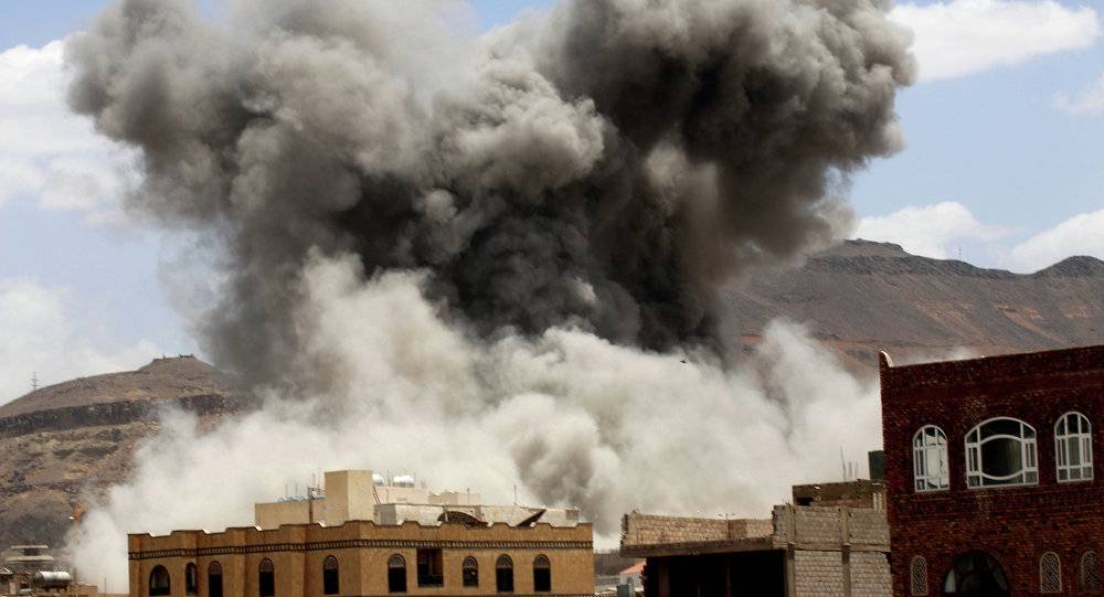 في ظل قصف مدفعي وصاروخي للجيش السعودي... طيران التحالف ينفذ غارات عديدة في اليمن