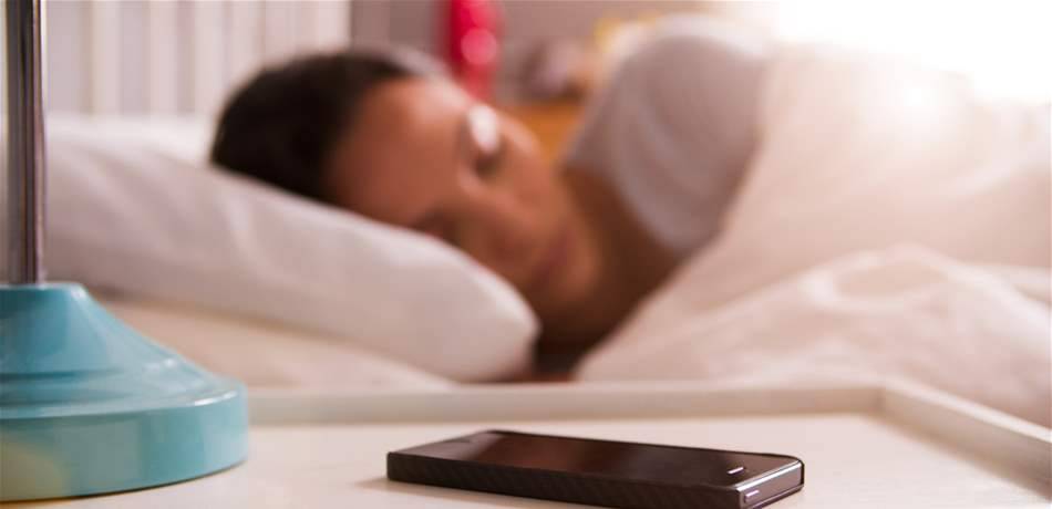 أبعدوا الأجهزة الخلوية عن أماكن نومكم