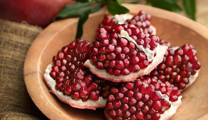 هل فكرتم يوماً في فوائد قشور الرمان؟