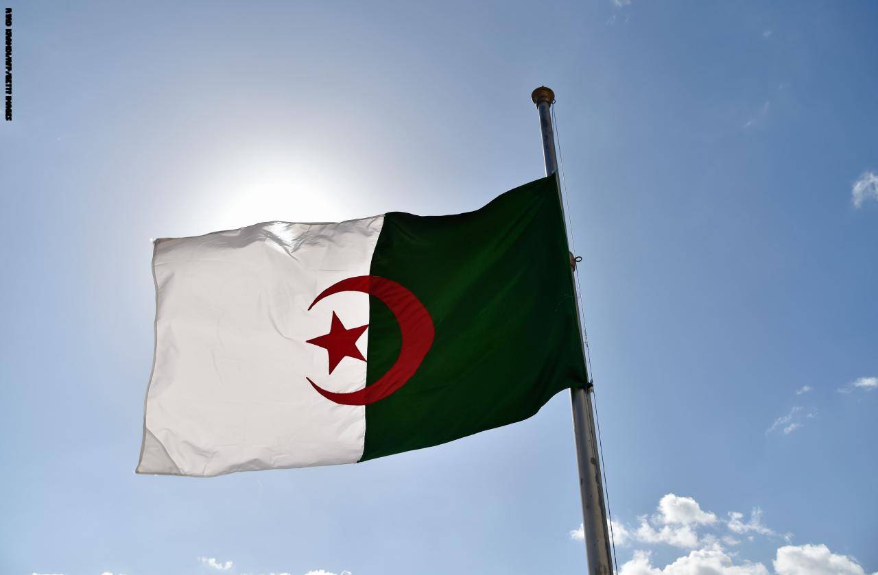 وزير المالية الجزائري يتوقع تراجع احتياطيات بلاده من النقد الأجنبي خلال 3 سنوات
