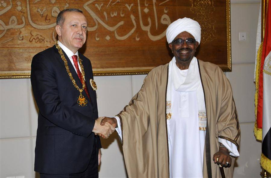 أول تعليق للرئيس السوداني على هذا "الحدث التاريخي"