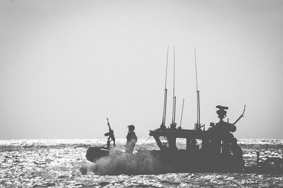 3 زوارق حربية اسرائيلية تخرق المياه الإقليمية