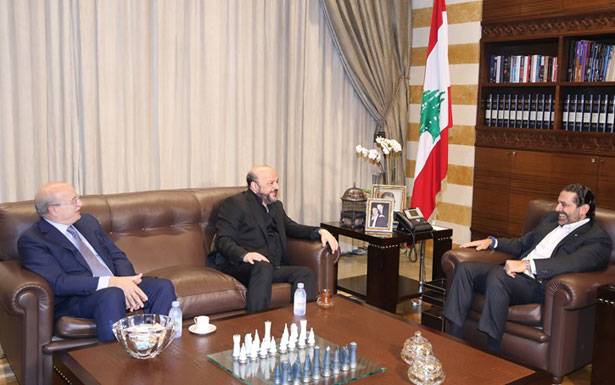 سلمت الحريري لائحة بأسماء
وزرائها مع المذاهب والحقائب
