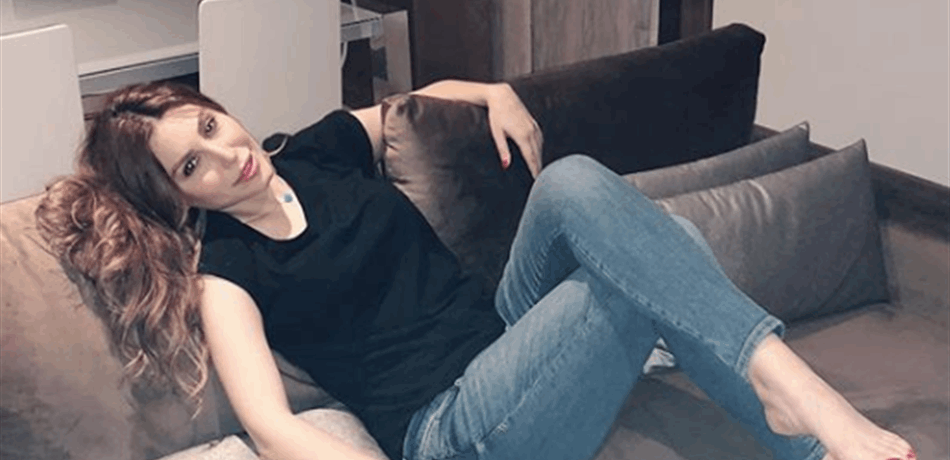 بعد الكشف عن هوية حبيبها.. يارا تنشر صورة ثم تحذفها!