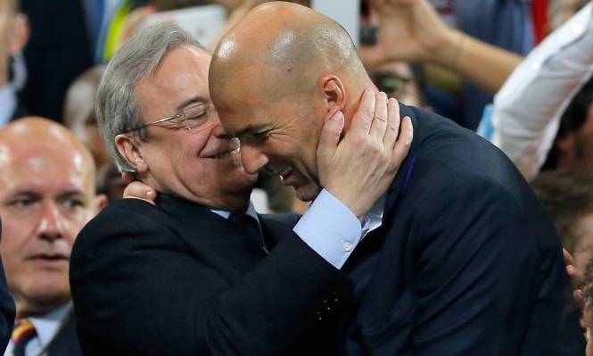 هل يعود زيدان لأحضان ريال مدريد؟