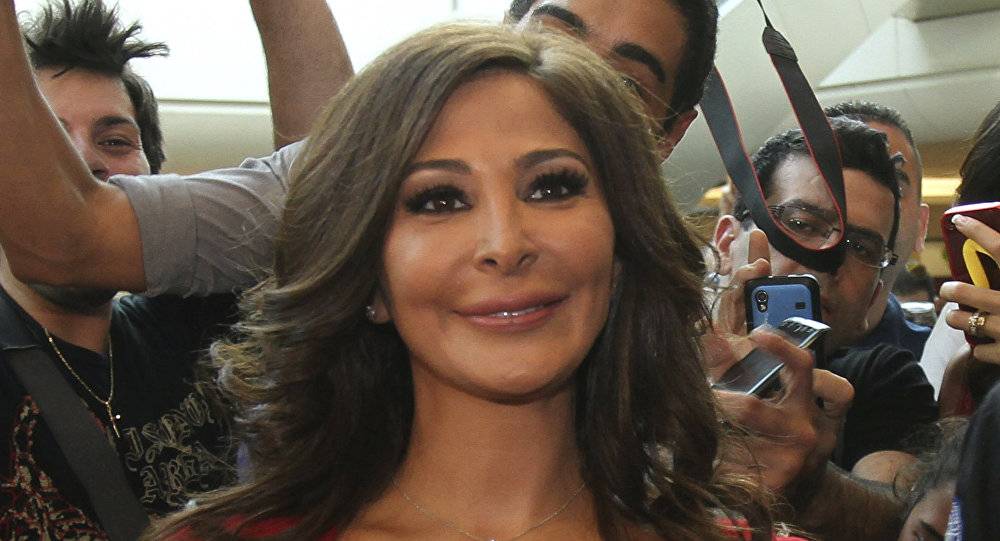 بالفيديو... إليسا تكشف عن "التأثيرات السلبية" لعلاجها من السرطان