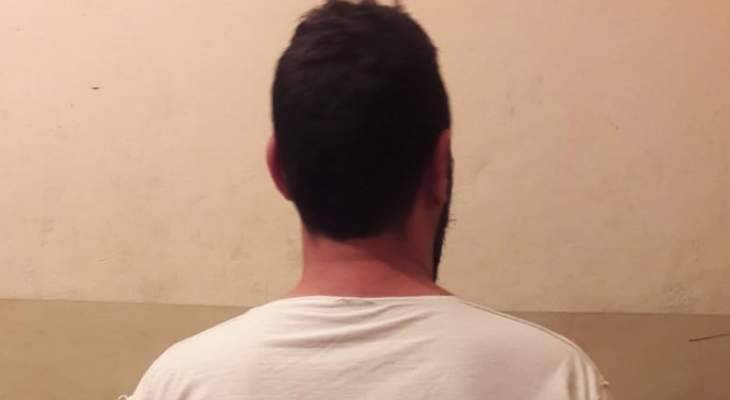 فصيلة المريجة توقف مطلوبا بجرم التزوير