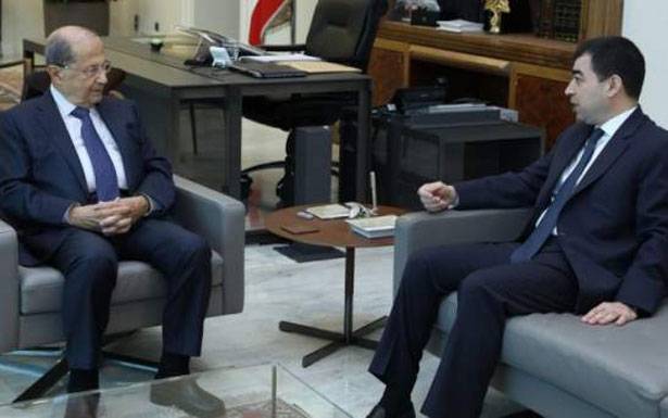 عون اطلع من وزير الطاقة على حلّ أزمة الكهرباء

أبي خليل : لا انقــــطاع للتيّار بعدما أبـــدى

الجانب الجزائري الاستمرار في تزويدنا بالمحروقات