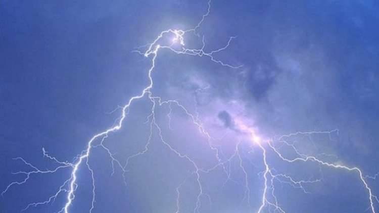 سيول لم تحدث منذ 20 عاما.. تنبيهات لـ 10 مناطق في السعودية بسبب الأحوال الجوية