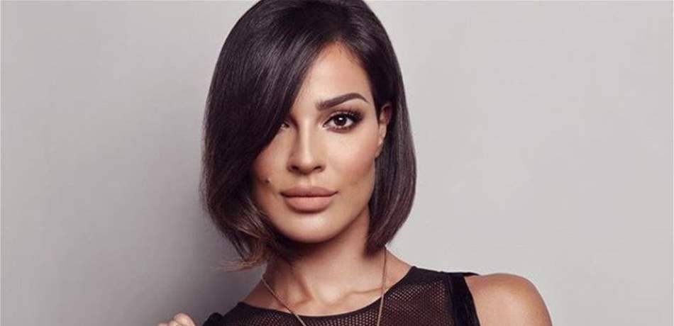نادين نسيب نجيم تشعل مواقع التواصل بوصلة رقص (فيديو)