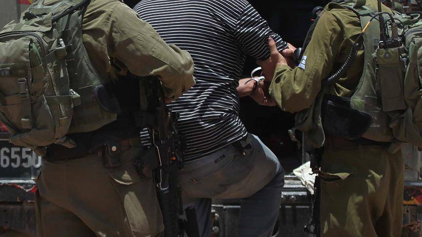 الجيش الإسرائيلي يعتقل نائبا في البرلمان الفلسطيني