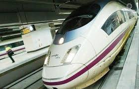الشرطة تغلق خطي قطارات في برشلونة بعد رصد عبوة ربما تكون ناسفة