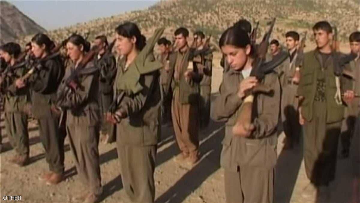 واشنطن تعرض مكافأة لرؤوس 3 قادة أكراد