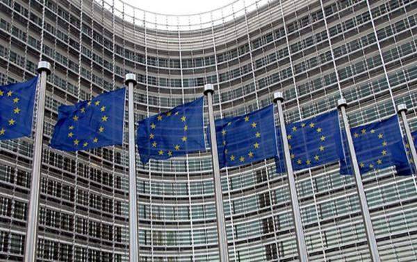 المفوضية الأوروبية: لا مستقبل لإيطاليا خارج منطقة اليورو