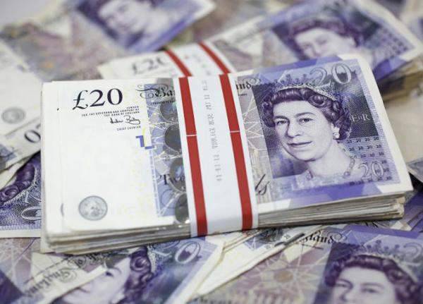 زوج الاسترليني يتراجع إلى مستويات 1.3106 دولار