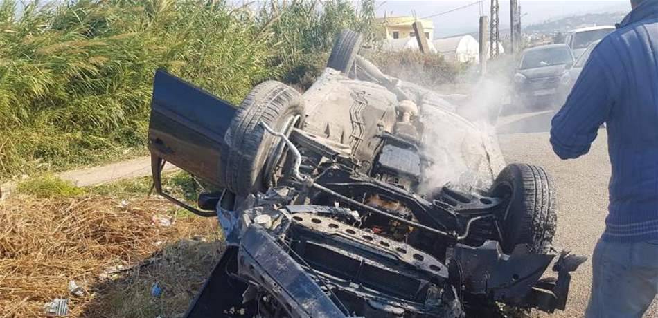 على طريق ببنين.. انقلبت السيارة وهم بداخلها فكيف هي حالتهم؟