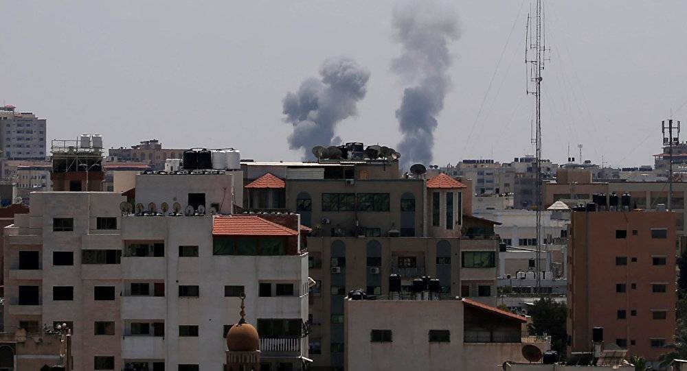 بدء صرف منحة قطرية للموظفين المدنيين في غزة