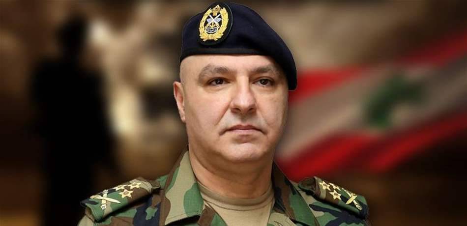 قائد الجيش يغرّد مهنئاً.. فماذا قال؟