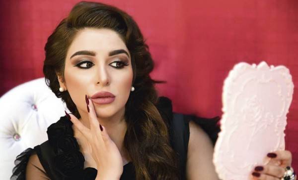 بعد ان رثتها ابنتها.. والدة حلا نورة تفضحها : ما بعرف إنه ممكن حدا يموّت أمه بالحياة