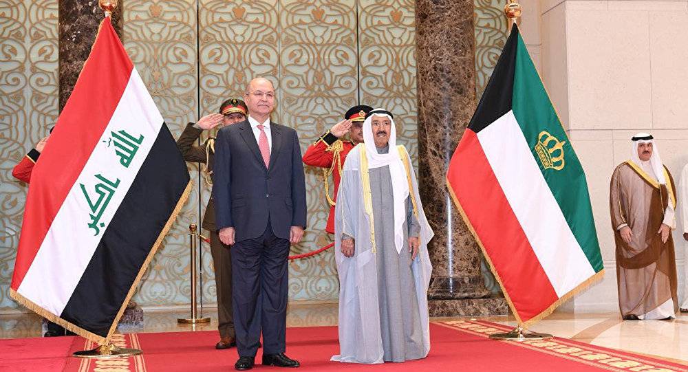 أمير الكويت يؤكد للرئيس العراقي استعداد بلاده للمساعدة في إعادة الإعمار
