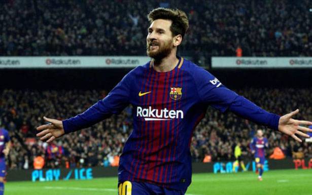 متفرقات كروية من الملاعب العالمية : ميسي في قائمة برشلونة لمواجهة بيتيس اليوم

ريال مدريد لن يمنح سولاري عقداً جديداً ومارسيلو يوافق على الانتقال الى يوفنتوس